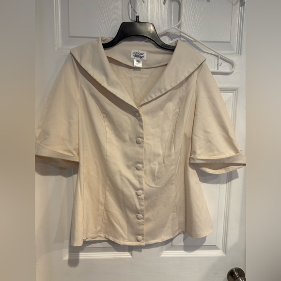 Unique Vintage Tops - Unique Vintage Cream Button-Up Top
